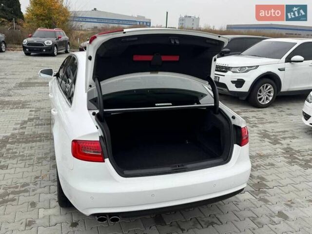 Белый Ауди А4, объемом двигателя 2 л и пробегом 104 тыс. км за 15900 $, фото 8 на Automoto.ua