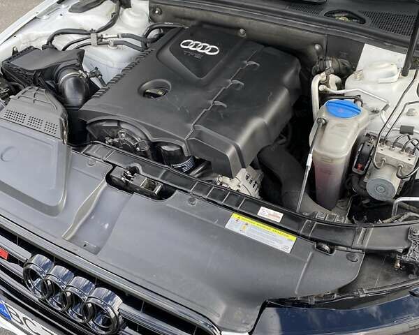 Белый Ауди А4, объемом двигателя 1.98 л и пробегом 127 тыс. км за 15000 $, фото 45 на Automoto.ua