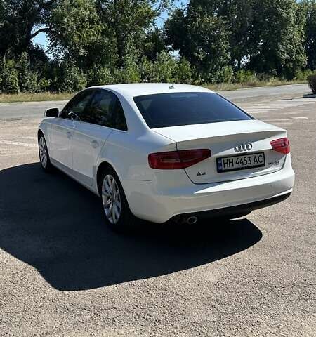 Белый Ауди А4, объемом двигателя 1.97 л и пробегом 174 тыс. км за 14300 $, фото 7 на Automoto.ua
