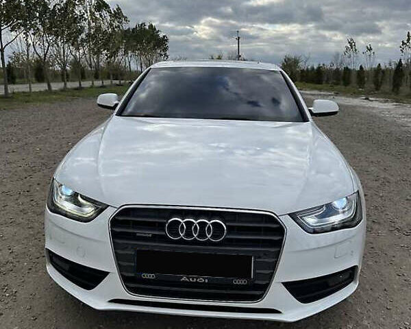 Білий Ауді А4, об'ємом двигуна 1.97 л та пробігом 136 тис. км за 14400 $, фото 1 на Automoto.ua