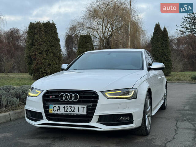 Білий Ауді А4, об'ємом двигуна 2.97 л та пробігом 230 тис. км за 15900 $, фото 1 на Automoto.ua