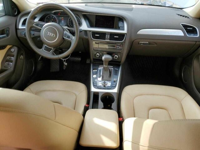 Белый Ауди А4, объемом двигателя 2 л и пробегом 51 тыс. км за 1500 $, фото 7 на Automoto.ua