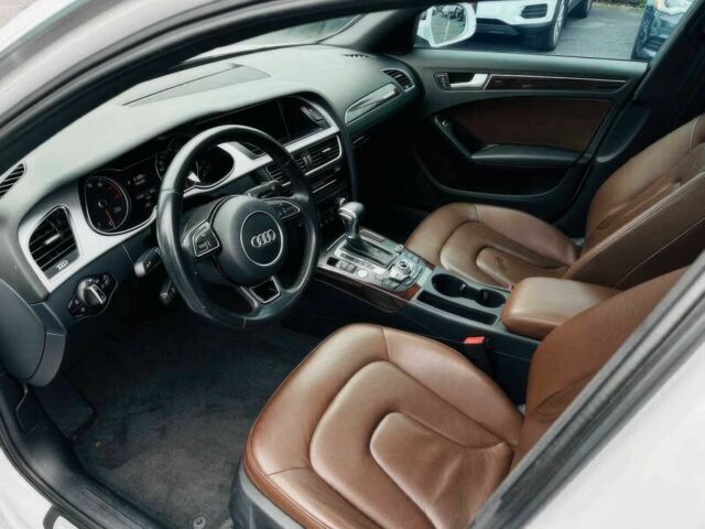 Белый Ауди А4, объемом двигателя 2 л и пробегом 72 тыс. км за 1100 $, фото 8 на Automoto.ua