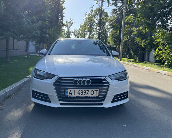Білий Ауді А4, об'ємом двигуна 1.98 л та пробігом 160 тис. км за 17000 $, фото 5 на Automoto.ua