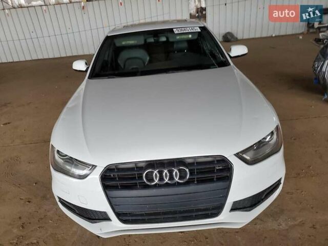 Білий Ауді А4, об'ємом двигуна 1.98 л та пробігом 155 тис. км за 2100 $, фото 4 на Automoto.ua