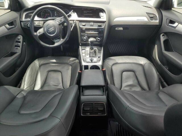 Білий Ауді А4, об'ємом двигуна 2 л та пробігом 128 тис. км за 2500 $, фото 7 на Automoto.ua