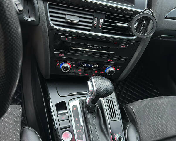 Белый Ауди А4, объемом двигателя 2 л и пробегом 171 тыс. км за 14500 $, фото 9 на Automoto.ua