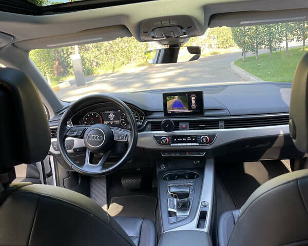 Білий Ауді А4, об'ємом двигуна 1.98 л та пробігом 160 тис. км за 17000 $, фото 29 на Automoto.ua