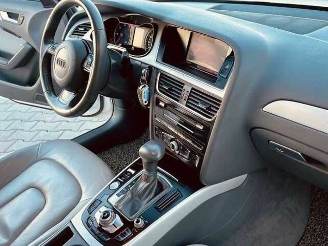 Белый Ауди А4, объемом двигателя 2 л и пробегом 143 тыс. км за 12700 $, фото 8 на Automoto.ua