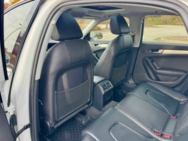 Білий Ауді А4, об'ємом двигуна 2 л та пробігом 76 тис. км за 6500 $, фото 16 на Automoto.ua