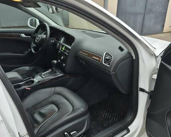 Білий Ауді А4, об'ємом двигуна 0 л та пробігом 244 тис. км за 12500 $, фото 16 на Automoto.ua