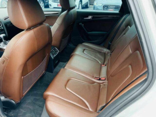 Белый Ауди А4, объемом двигателя 2 л и пробегом 72 тыс. км за 1100 $, фото 10 на Automoto.ua