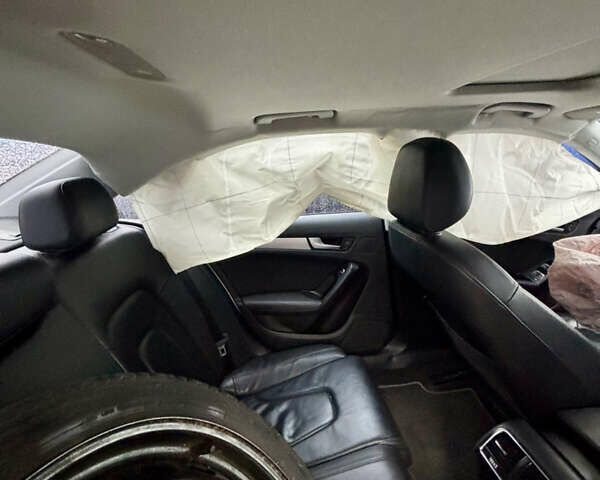 Белый Ауди А4, объемом двигателя 2 л и пробегом 148 тыс. км за 8500 $, фото 8 на Automoto.ua