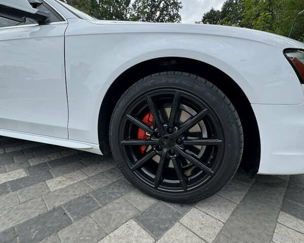 Ауди А4 2015 в Львове на Automoto.ua Белый Ауди А4, объемом двигателя 1.98 л и пробегом 176 тыс. км за 15000 $, фото 16 на Automoto.ua