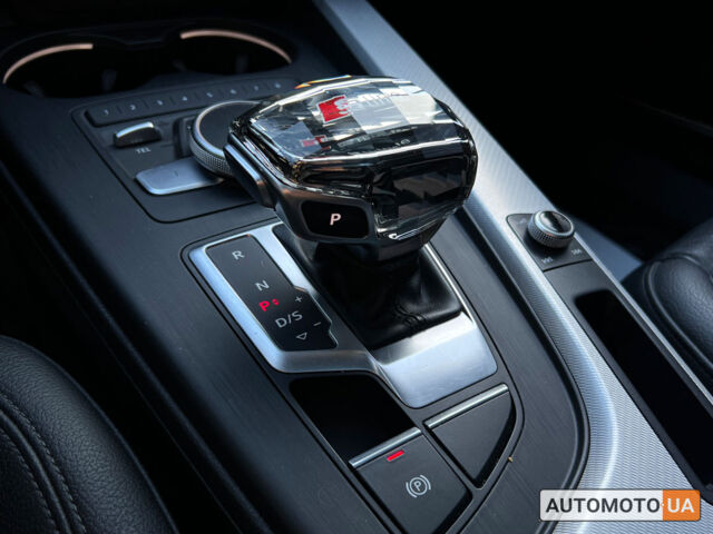 Белый Ауди А4, объемом двигателя 2 л и пробегом 170 тыс. км за 18250 $, фото 20 на Automoto.ua