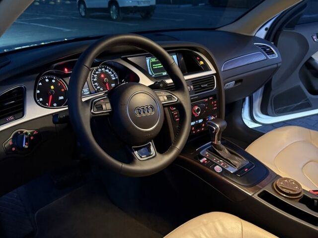 Білий Ауді А4, об'ємом двигуна 2 л та пробігом 128 тис. км за 14500 $, фото 7 на Automoto.ua