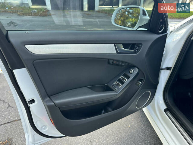 Белый Ауди А4, объемом двигателя 2 л и пробегом 202 тыс. км за 14800 $, фото 26 на Automoto.ua