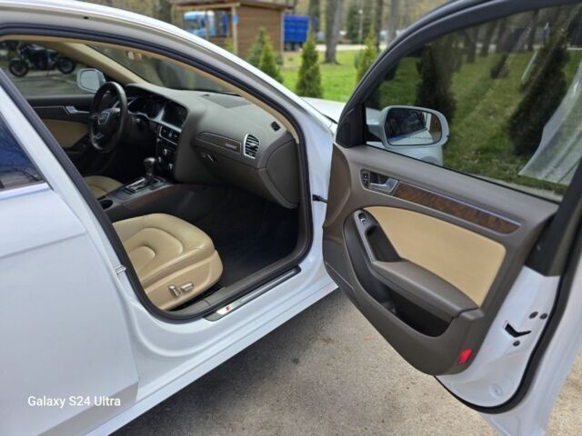 Білий Ауді А4, об'ємом двигуна 2 л та пробігом 197 тис. км за 14500 $, фото 11 на Automoto.ua