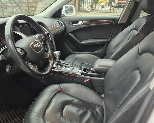 Білий Ауді А4, об'ємом двигуна 0 л та пробігом 244 тис. км за 12500 $, фото 20 на Automoto.ua