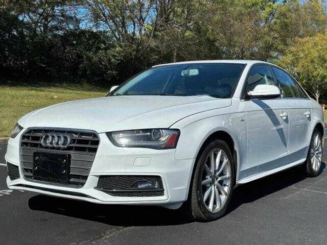 Білий Ауді А4, об'ємом двигуна 2 л та пробігом 134 тис. км за 8200 $, фото 2 на Automoto.ua