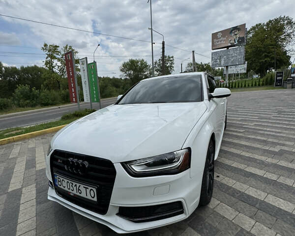 Ауди А4 2015 в Львове на Automoto.ua Белый Ауди А4, объемом двигателя 1.98 л и пробегом 176 тыс. км за 15000 $, фото 3 на Automoto.ua