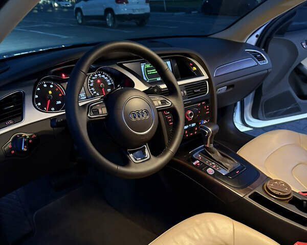 Білий Ауді А4, об'ємом двигуна 1.98 л та пробігом 127 тис. км за 15500 $, фото 12 на Automoto.ua