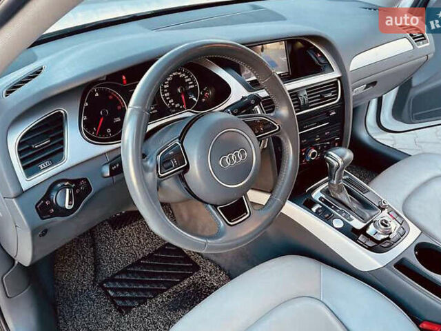 Ауді А4 2015 у Києві на Automoto.ua Білий Ауді А4, об'ємом двигуна 1.97 л та пробігом 143 тис. км за 14400 $, фото 6 на Automoto.ua