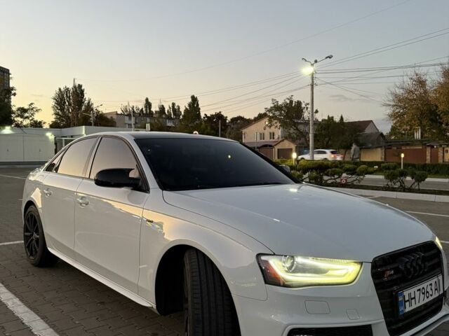 Білий Ауді А4, об'ємом двигуна 2 л та пробігом 128 тис. км за 14500 $, фото 2 на Automoto.ua