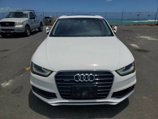 Білий Ауді А4, об'ємом двигуна 2 л та пробігом 128 тис. км за 2500 $, фото 4 на Automoto.ua