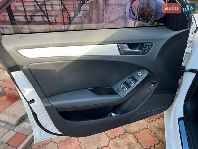 Белый Ауди А4, объемом двигателя 1.97 л и пробегом 104 тыс. км за 16000 $, фото 14 на Automoto.ua