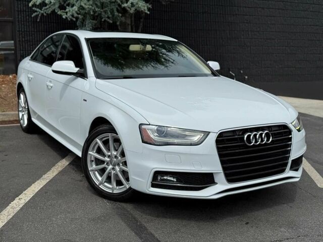 Белый Ауди А4, объемом двигателя 2 л и пробегом 89 тыс. км за 3900 $, фото 2 на Automoto.ua