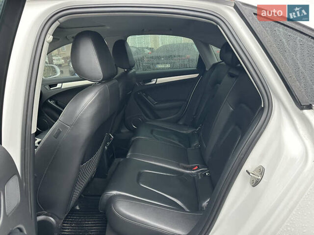 Білий Ауді А4, об'ємом двигуна 2 л та пробігом 202 тис. км за 12999 $, фото 15 на Automoto.ua