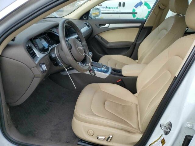 Белый Ауди А4, объемом двигателя 2 л и пробегом 51 тыс. км за 1500 $, фото 6 на Automoto.ua