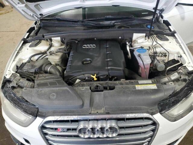 Білий Ауді А4, об'ємом двигуна 2 л та пробігом 140 тис. км за 1400 $, фото 10 на Automoto.ua