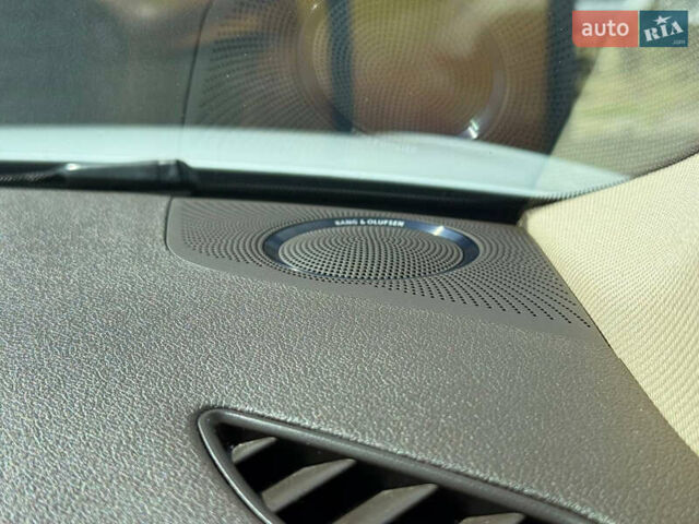 Білий Ауді А4, об'ємом двигуна 1.98 л та пробігом 173 тис. км за 12999 $, фото 37 на Automoto.ua