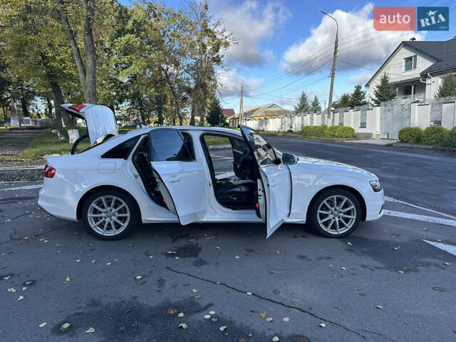 Белый Ауди А4, объемом двигателя 2 л и пробегом 202 тыс. км за 14800 $, фото 61 на Automoto.ua