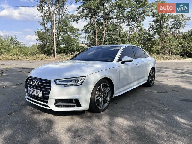 Белый Ауди А4, объемом двигателя 1.98 л и пробегом 89 тыс. км за 25000 $, фото 2 на Automoto.ua