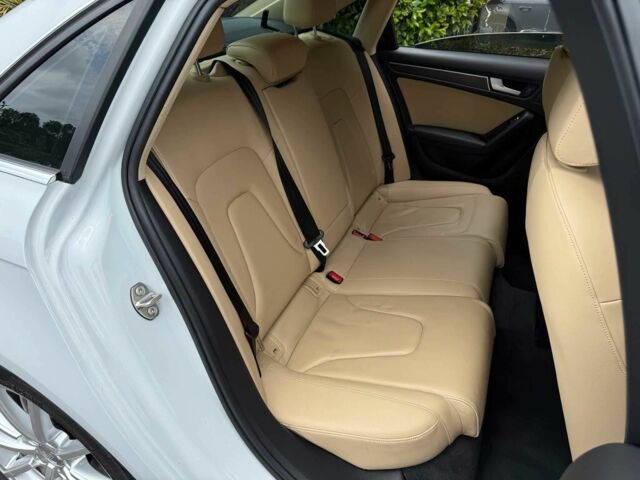 Белый Ауди А4, объемом двигателя 2 л и пробегом 89 тыс. км за 3900 $, фото 11 на Automoto.ua