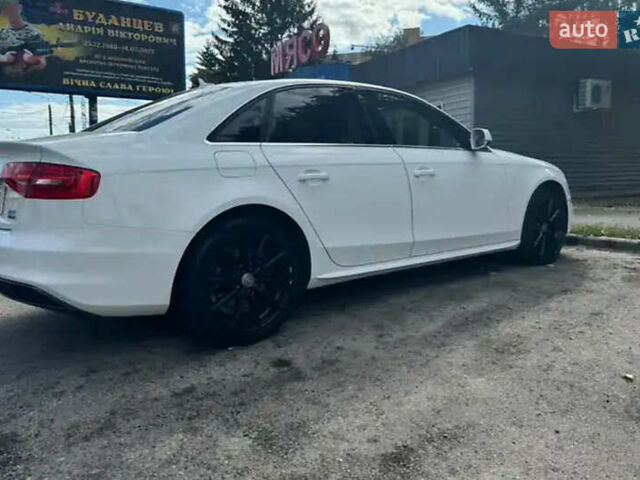 Білий Ауді А4, об'ємом двигуна 1.98 л та пробігом 140 тис. км за 13600 $, фото 9 на Automoto.ua