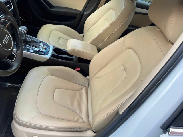 Белый Ауди А4, объемом двигателя 2 л и пробегом 70 тыс. км за 3900 $, фото 7 на Automoto.ua