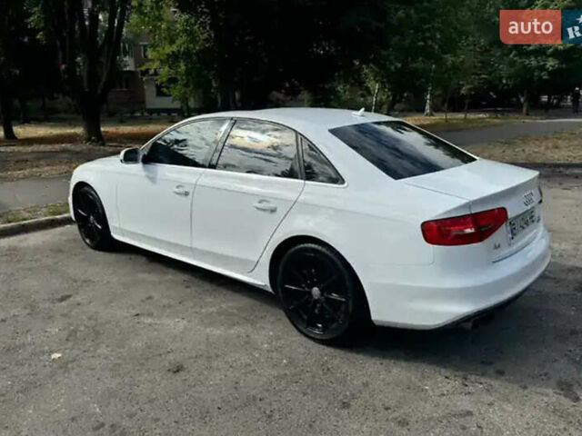 Білий Ауді А4, об'ємом двигуна 1.98 л та пробігом 140 тис. км за 13600 $, фото 2 на Automoto.ua