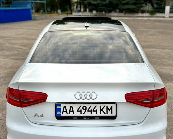 Белый Ауди А4, объемом двигателя 1.98 л и пробегом 145 тыс. км за 13500 $, фото 5 на Automoto.ua