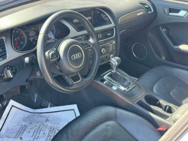 Білий Ауді А4, об'ємом двигуна 2 л та пробігом 134 тис. км за 8200 $, фото 9 на Automoto.ua