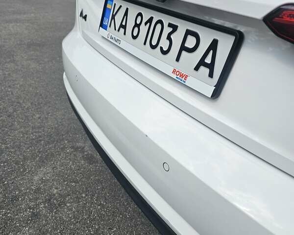Білий Ауді А4, об'ємом двигуна 1.98 л та пробігом 164 тис. км за 19500 $, фото 8 на Automoto.ua