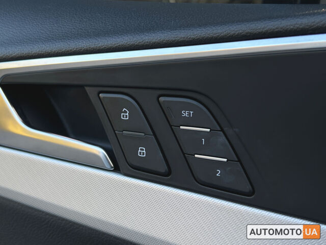 Белый Ауди А4, объемом двигателя 2 л и пробегом 170 тыс. км за 18250 $, фото 16 на Automoto.ua