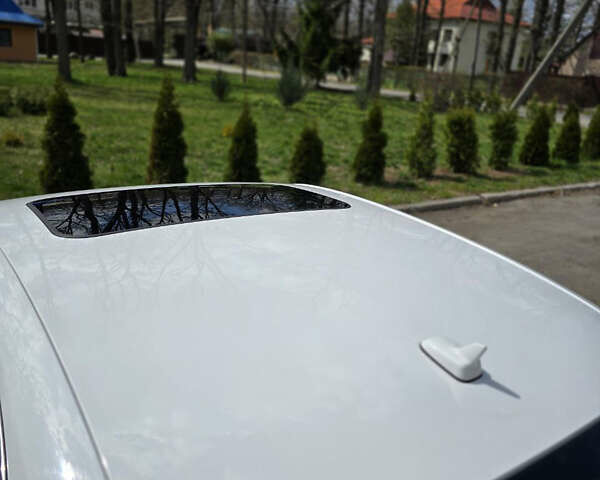 Ауди А4 2015 в Умани на Automoto.ua Белый Ауди А4, объемом двигателя 1.98 л и пробегом 198 тыс. км за 14500 $, фото 13 на Automoto.ua