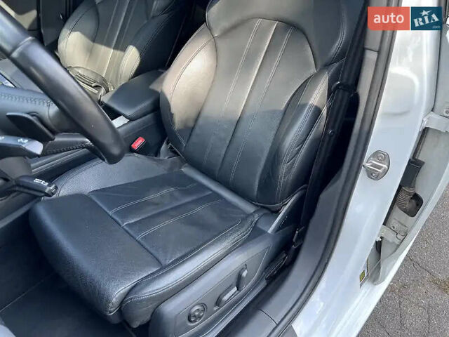 Белый Ауди А4, объемом двигателя 1.98 л и пробегом 89 тыс. км за 25000 $, фото 19 на Automoto.ua