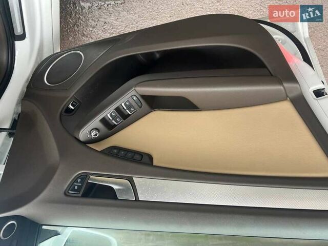 Белый Ауди А4, объемом двигателя 1.98 л и пробегом 175 тыс. км за 14500 $, фото 12 на Automoto.ua