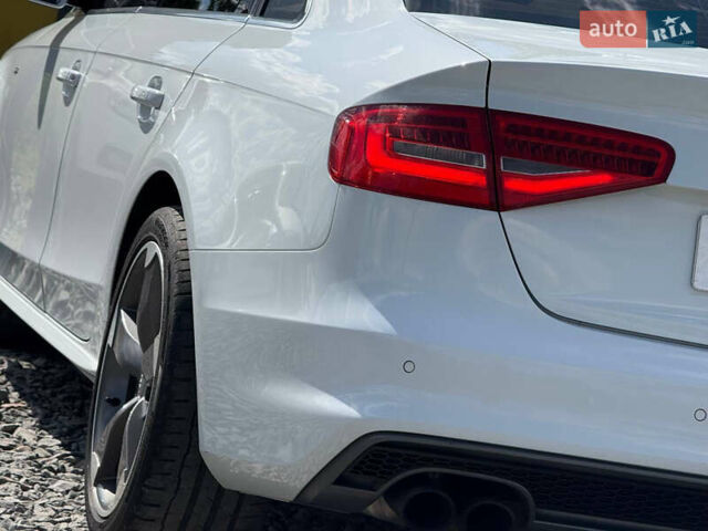 Білий Ауді А4, об'ємом двигуна 1.98 л та пробігом 173 тис. км за 12999 $, фото 19 на Automoto.ua