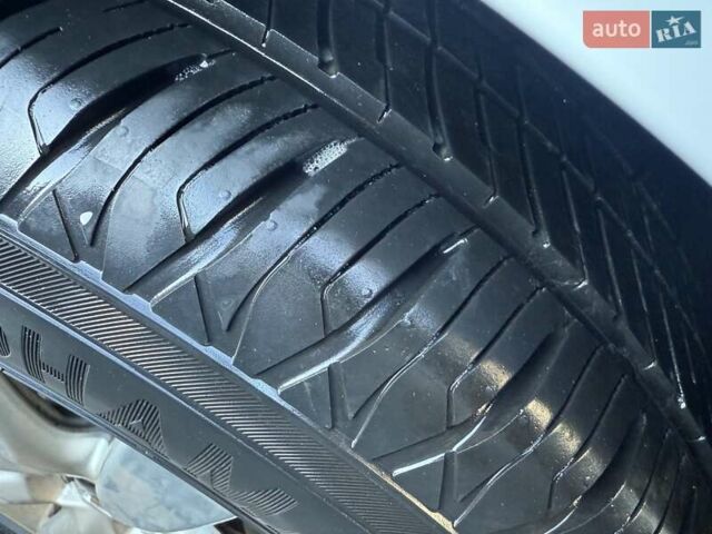 Ауди А4 2015 в Львове на Automoto.ua Белый Ауди А4, объемом двигателя 2 л и пробегом 243 тыс. км за 7700 $, фото 23 на Automoto.ua